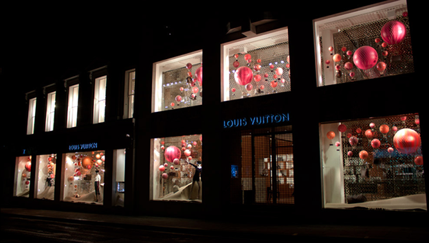 108: LOUIS VUITTON, Hot Air Balloon window display < Living Contemporary,  29 July 2020 < Auctions