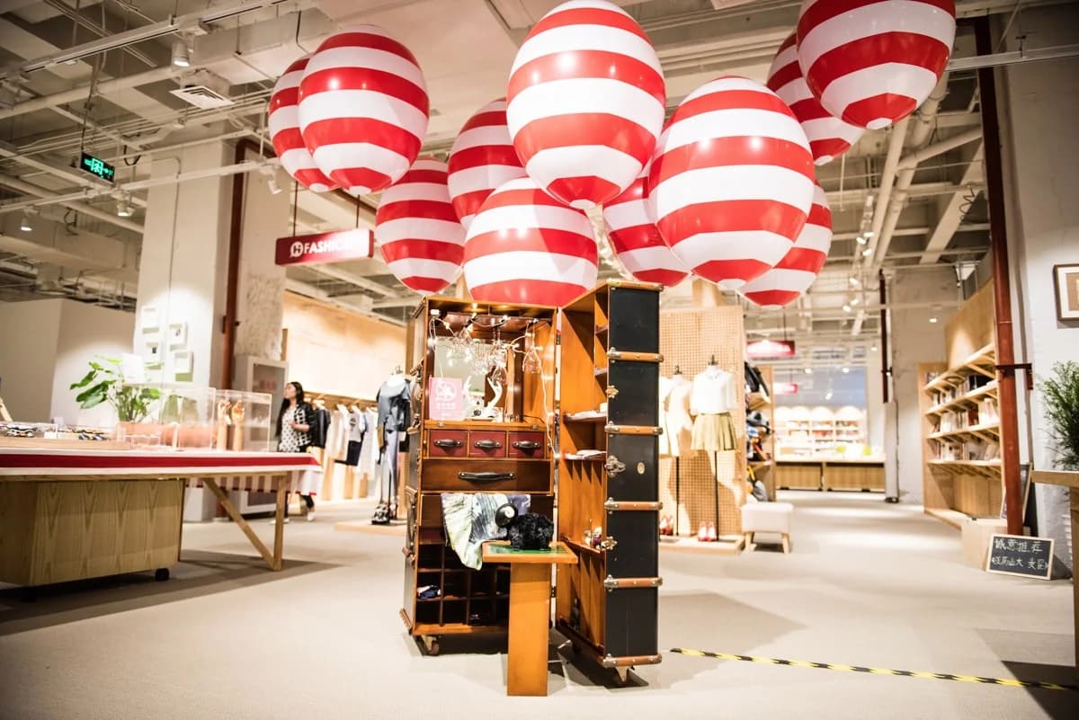 HALO at Cologne Furniture Fair 2014 - 4